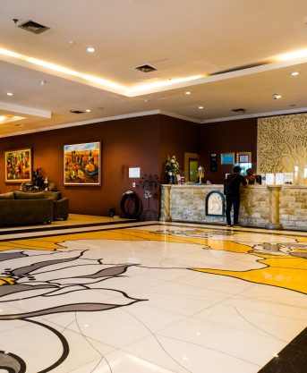 _storage_emulated_0_Pictures_Gallery_owner_Olive hotel__GDK8163